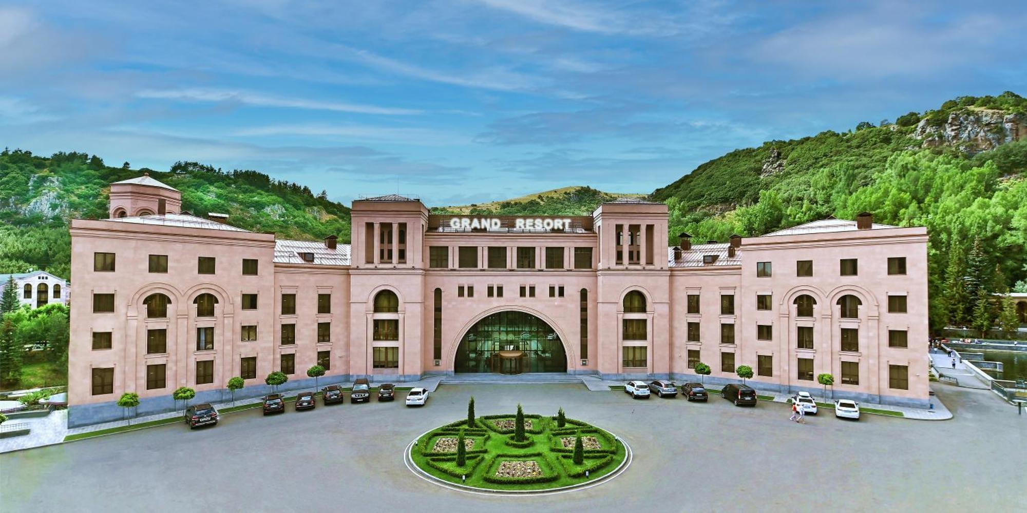 Grand Resort Dżermuk Zewnętrze zdjęcie